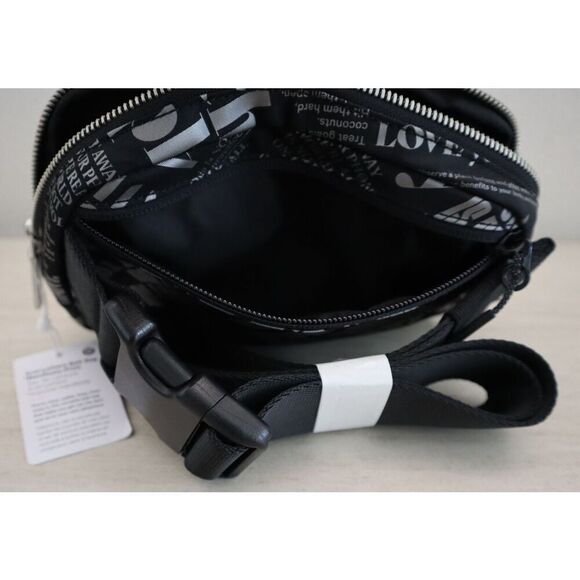 Lululemon LU9BGXS Women's O/S Black/Silver Manifesto Print Everywhere Belt Bag - Picture 7 of 8